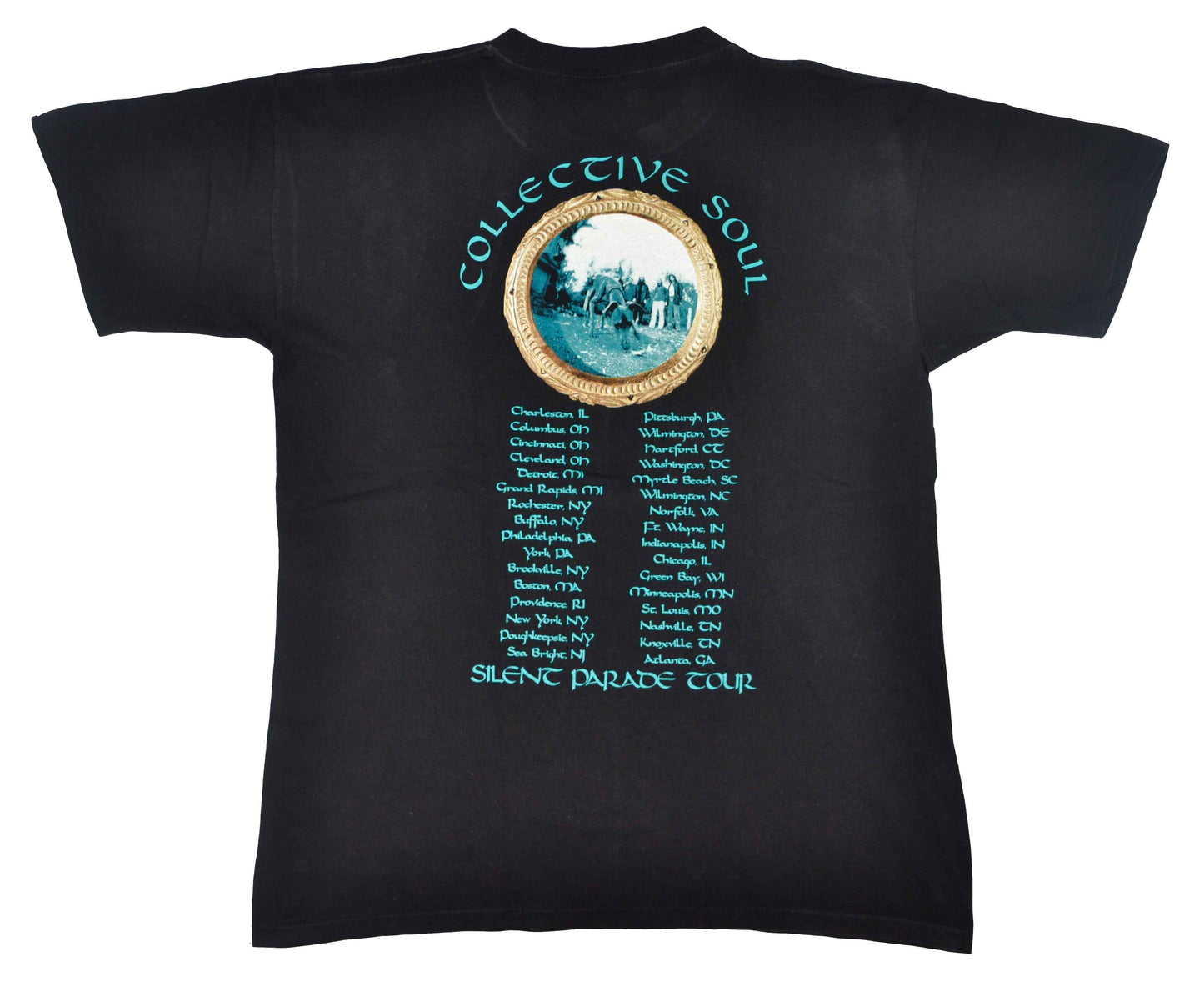Vintage Band T-Shirt 1997 Collective Soul "Silent parade" Tour Collective Soul is an American rock band formed in 1992. The band went from obscurity to popularity in 1993 after releasing the song Shine. The single would remain the band's most well known song of their entire musical career. The tee has a good vintage condition.