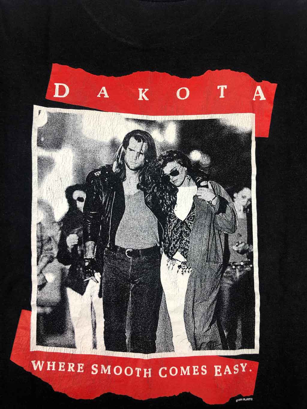 1991 DAKOTA CIGARETTES Promotional Vintage T-Shirt (XL)