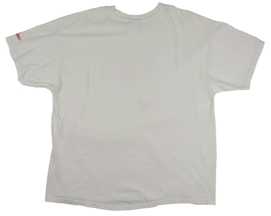 Vintage Comic T-Shirt 1999 Grendel Grendel is a long-running series of comic books originally created by American author Matt Wagner. Grendel was the masked identity of Hunter Rose, a successful author. As Grendel, he worked as an assassin before taking control of New York City's organized crime. The tee has a good vintage condition.