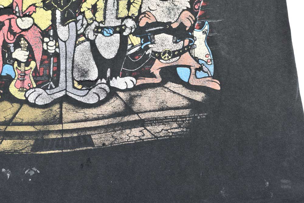1993 LOONEY TUNES Vintage T-Shirt (M)