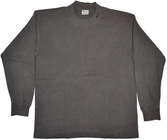 Vintage Nike 90s Long-Sleeve Shirt Vintage Nike Long-Sleeve shirt with embroidered mini logo at the neck. Heavyweight long-sleeve. The shirt has a really good vintage condition.