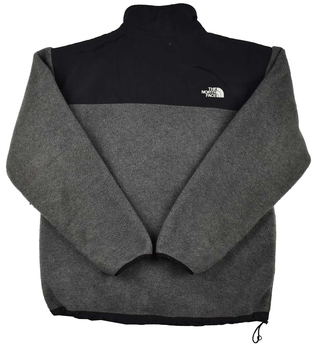Retro The North Face 00s Fleece Retro The North Face fleece in a really good condition. No important holes or stains on the piece.