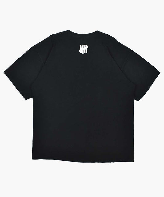 UNDEFEATED T-Shirt (XL)