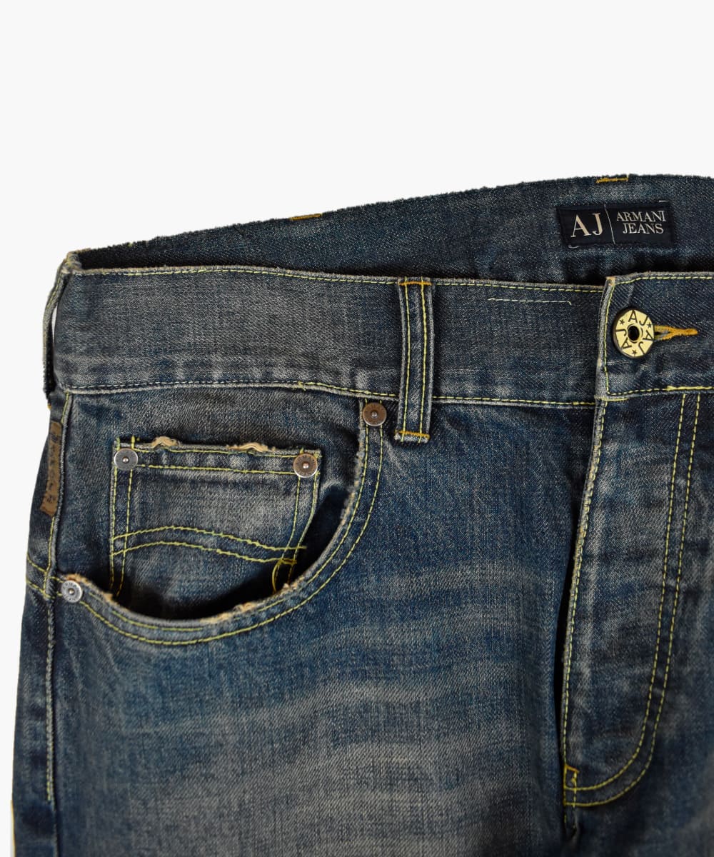 Armani jeans outlet cost