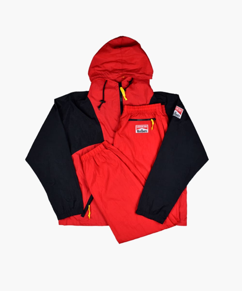80's 90's Marlboro キーホルダー　Adventure Team Vintage 1990s Marlboro Adventure Team Zip up Windbreaker