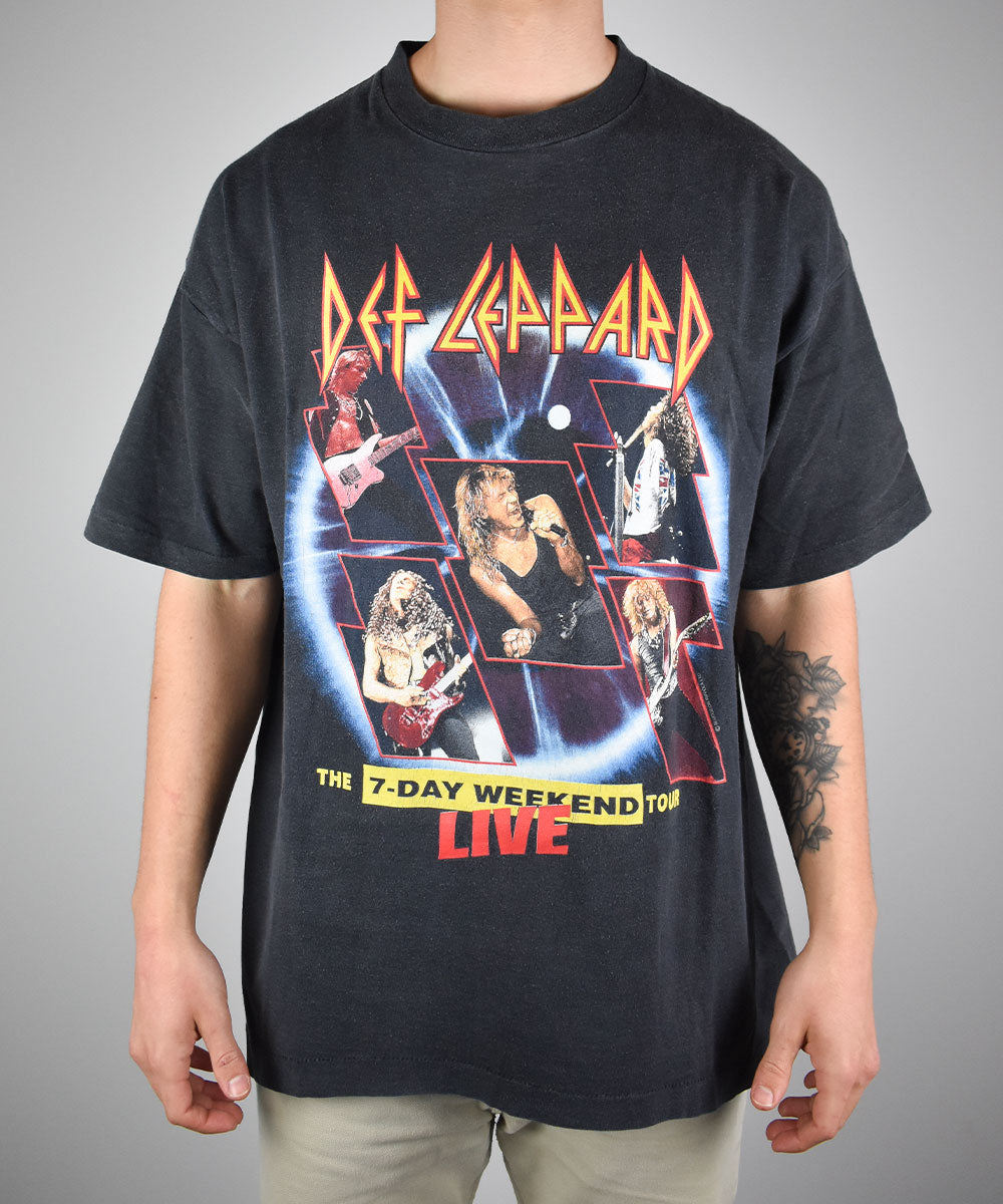 ▷ Vintage Def Leppard T-Shirt 1993 | Made in USA | TWOVAULT