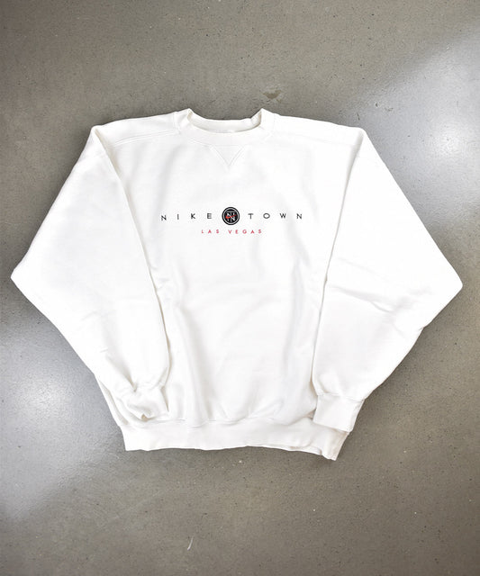 NIKE TOWN Vintage Sweatshirt (L)
