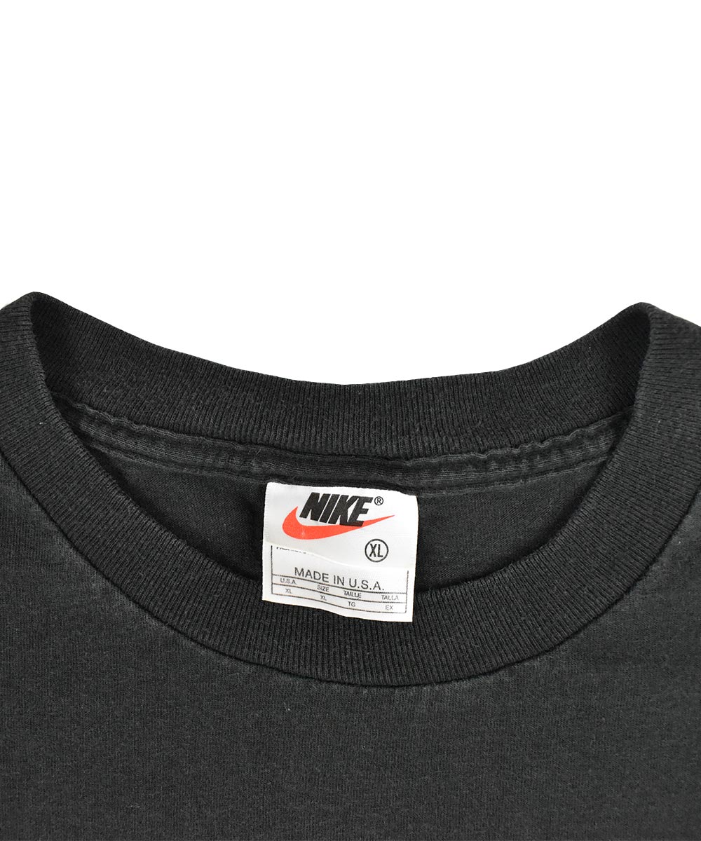 NIKE Long-Sleeve Vintage T-Shirt (XL)
